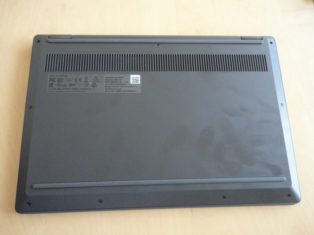 Chromebook Flip C434の分解